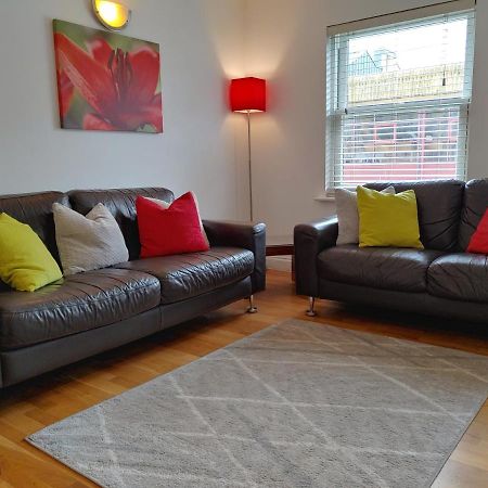 The Bath House Apartments - Free 1St Breakfast - Free Parking Eksteriør billede
