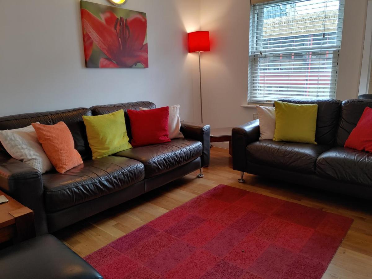 The Bath House Apartments - Free 1St Breakfast - Free Parking Eksteriør billede
