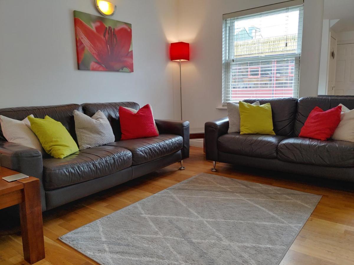 The Bath House Apartments - Free 1St Breakfast - Free Parking Eksteriør billede