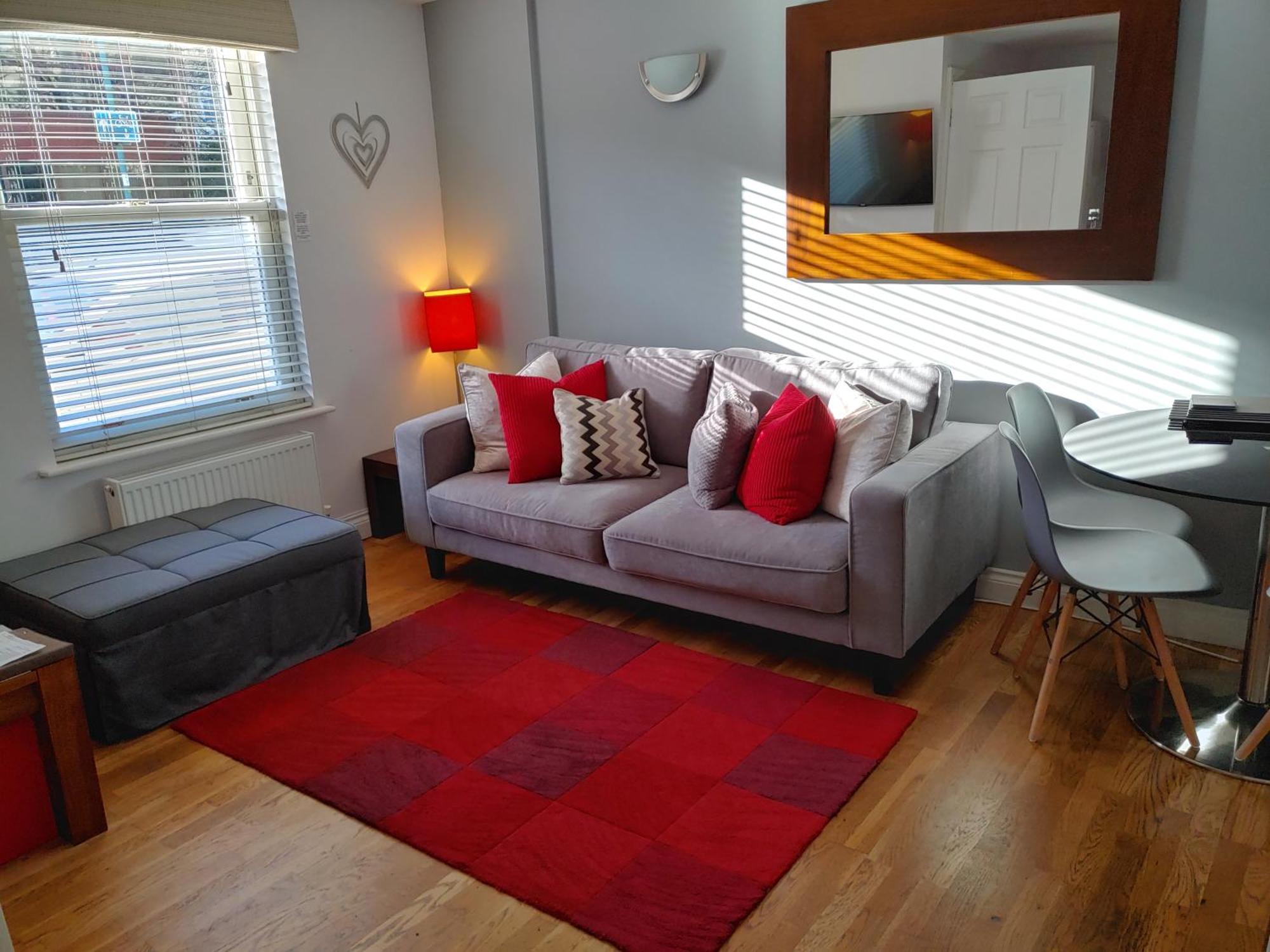 The Bath House Apartments - Free 1St Breakfast - Free Parking Eksteriør billede