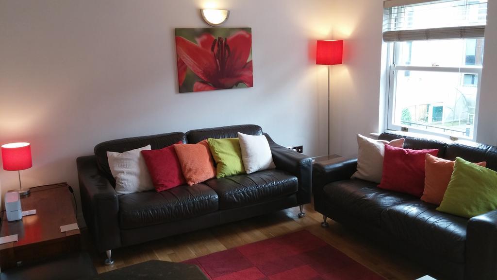 The Bath House Apartments - Free 1St Breakfast - Free Parking Eksteriør billede